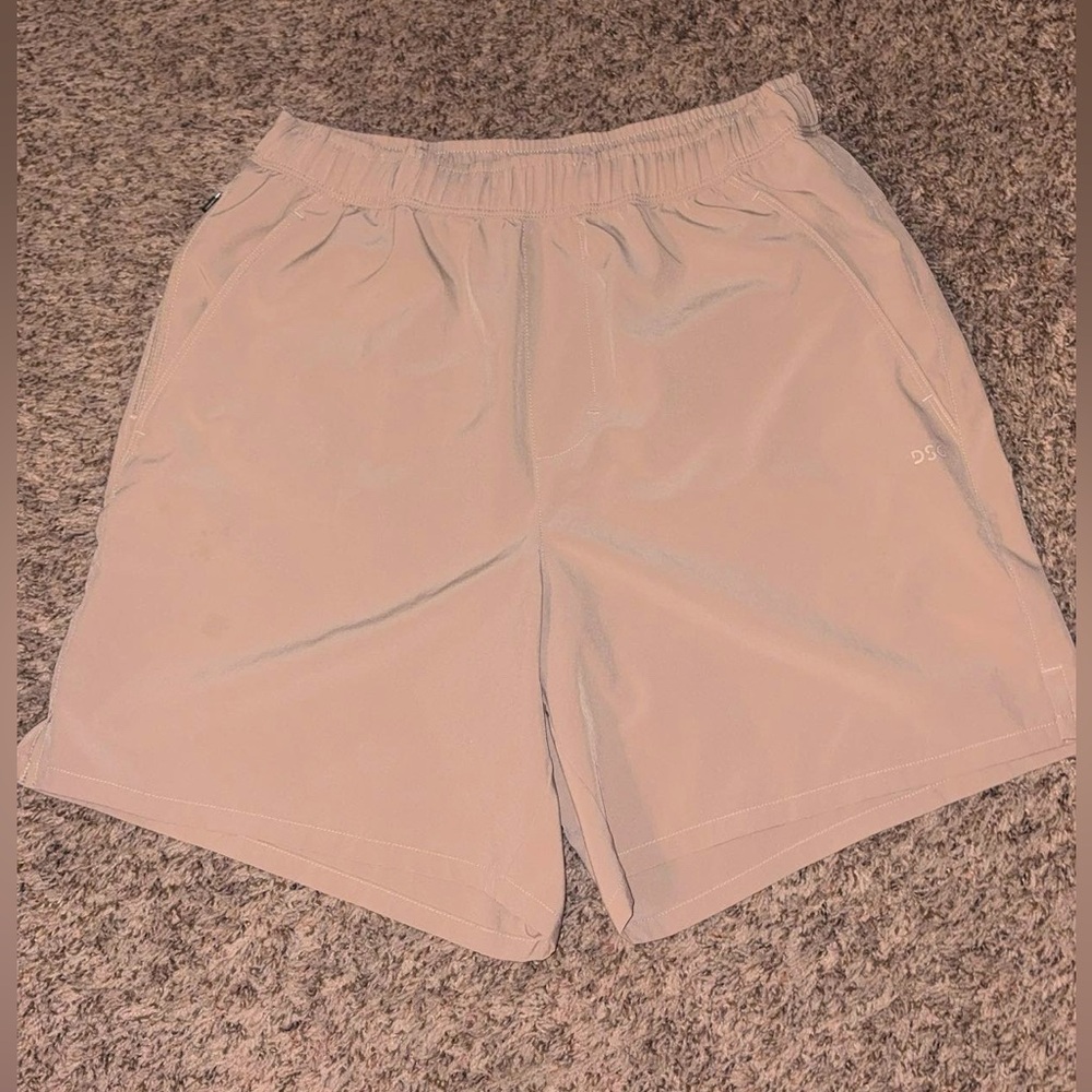 DSG Men's Beige Athletic Shorts